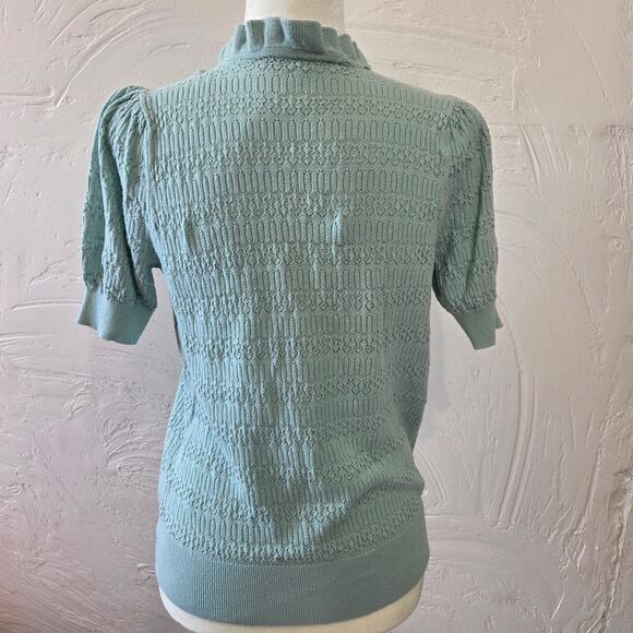 LOFT Woman's Light Blue Open Neck Short Sleeved Sweater Size Medium - Picture 2 of 7